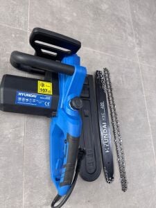 Hyundai HYC220 Elektrikli Testere 2200W – 41 cm Güç ve Performansın Buluştuğu Nokta!Teşhir Ürünü