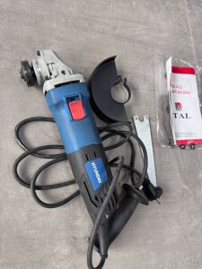 Hyundai HG1205X Avuç Taşlama Makinesi – 1200 W | 125 mm Teşhir Ürünü