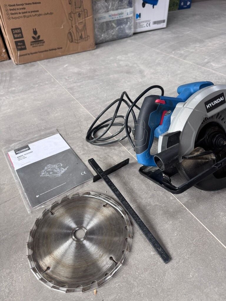 Hyundai HCS185 Daire Testere | 1200W – 185 mm – Softstart Fonksiyonlu, Açı Ayarlı Kesim Teşhir Ürünü