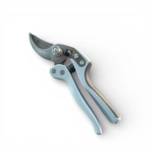 Kamikaze KM1-M Tek El Budama Makası 20 mm – SK5 Çelik Bıçak, Polyamid Fiber Sap