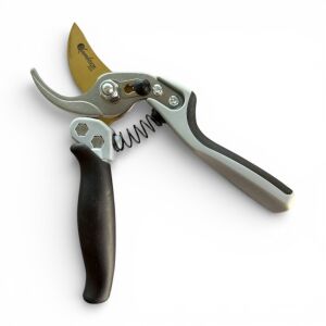 Kamikaze KM1M-R Döner Saplı Tek El Budama Makası – SK5 Çelik, Polyamid Fiber Sap