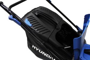 Hyundai C4405 Elektrikli Çim Biçme Makinası 1900W | 44 cm Genişlik – 50 L Sepet – 7 Kademeli Kesim